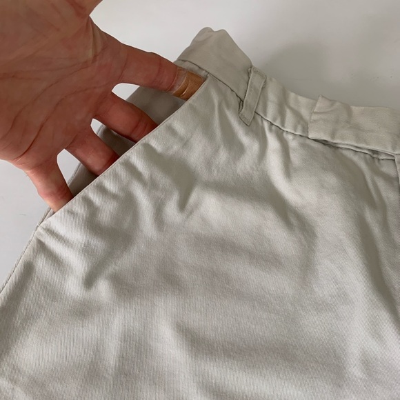 Old Navy Shorts- Sz 2 - Picture 2 of 10